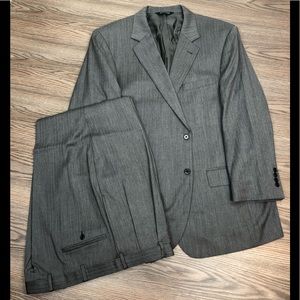 Jos A Bank Cambridge Grey Suit 46R